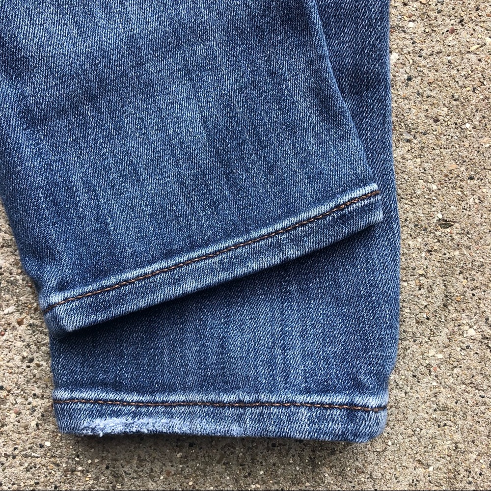 Express Distressed Skinny Jeans Size 4 - Legging Mid Rise - Picture 6 of 9